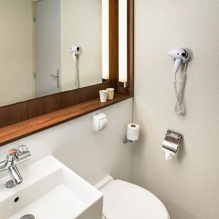 Campanile Nature - Bordeaux Sud 3* Pessac