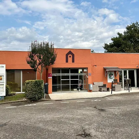 Hotel Campanile Nature - Bordeaux Sud 3*