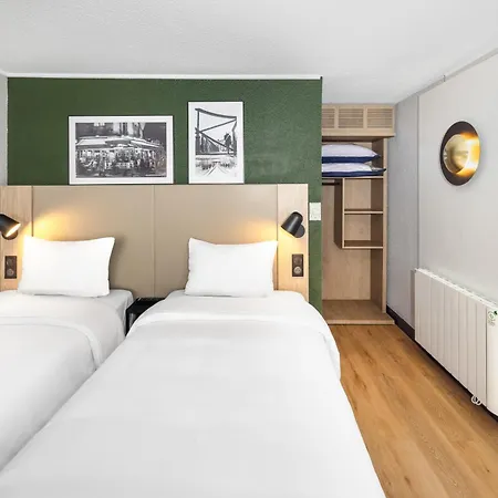 ホテル Campanile Nature - Bordeaux Sud 3*