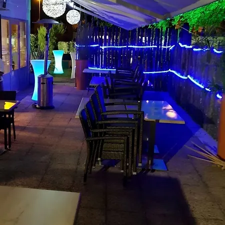 Campanile Nature - Bordeaux Sud 3* 페삭