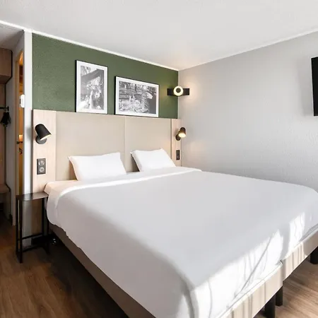 Campanile Nature - Bordeaux Sud 3* Pessac