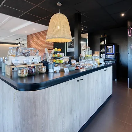 ホテル Campanile Nature - Bordeaux Sud 3*
