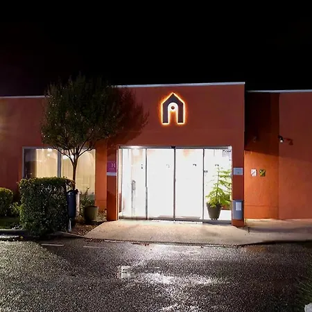 Hotel Campanile Nature - Bordeaux Sud 3*